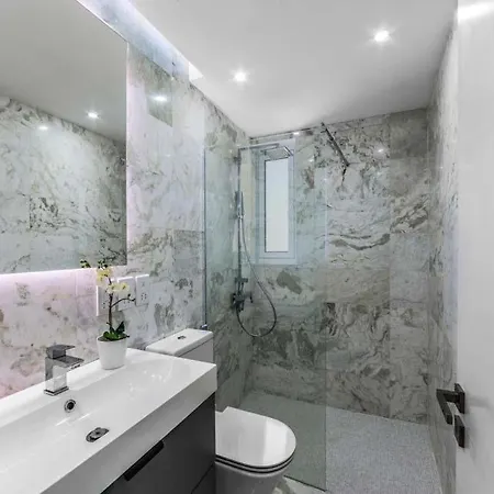 In Sleeps 14 Includes Swimming Pool Air Con And Wifi 7 빌라 페이야