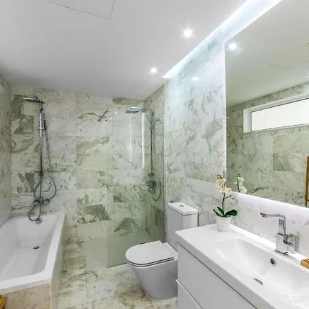 빌라 In Sleeps 14 Includes Swimming Pool Air Con And Wifi 7